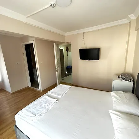 Meydan Uskudar Otel *